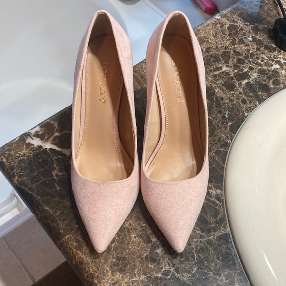 Shoedazzle Giselle size 8 - Picture 1 of 6